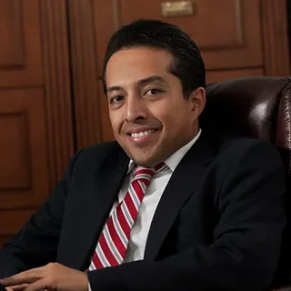 Lic. Salvador Bustamante Alemán